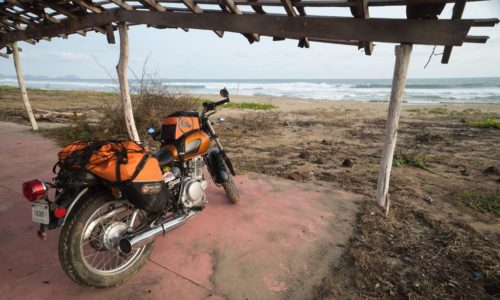suzuki_motorcycle_beach