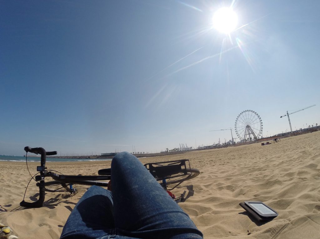 I'll never forget this day— my 30th birthday in Sevilla. I rode all around town, had a juice for breakfast, went to the National Portrait gallery, and read my book on this beach for hours.